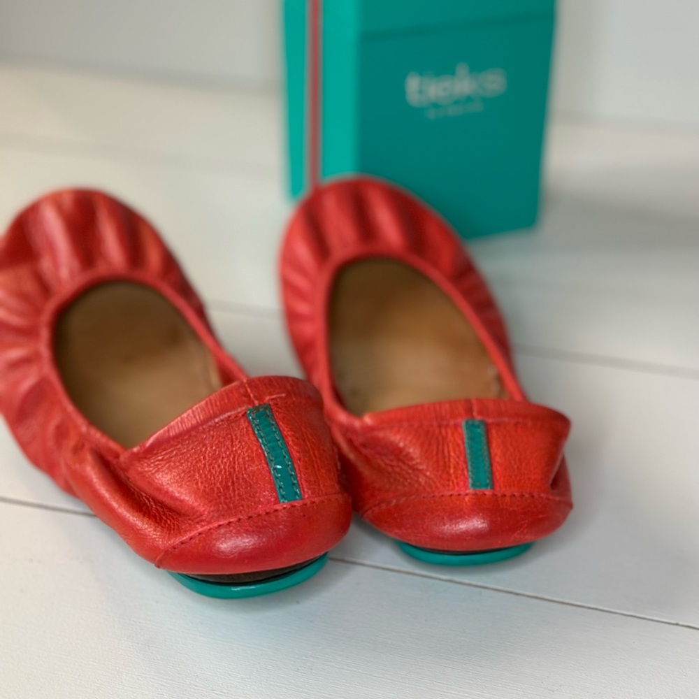 Tieks POPPY!!  Size 7 - Picture 5 of 8